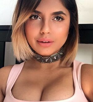 nude latina selfie