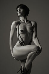michelle lamour nude. Photo #4