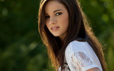 beautiful young girls pictures. Photo #3