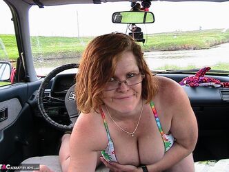 huge tits amateur wife. Photo #4