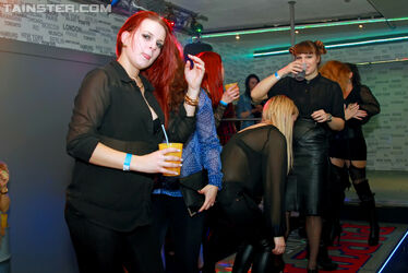 strip clubs gone wild. Photo #4