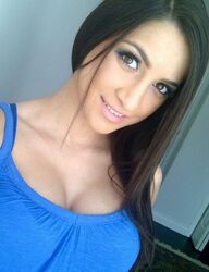 beautiful girls with cleavage. Photo #4