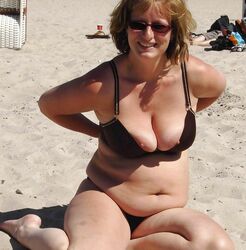 fat nudist beach. Photo #7