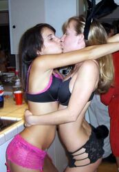 lesbian porn pussy licking. Photo #6