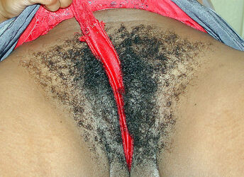 hairy pussy clit. Photo #4