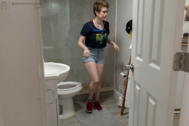 toilet spy videos. Photo #5
