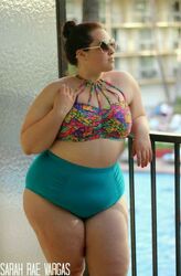 chubby girl. Photo #1