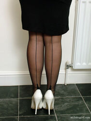 sexy legs heels. Photo #3