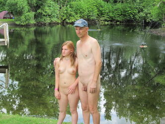 nudist dad. Photo #1